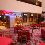 Wilbur's Grill - Viscount Suite Hotel