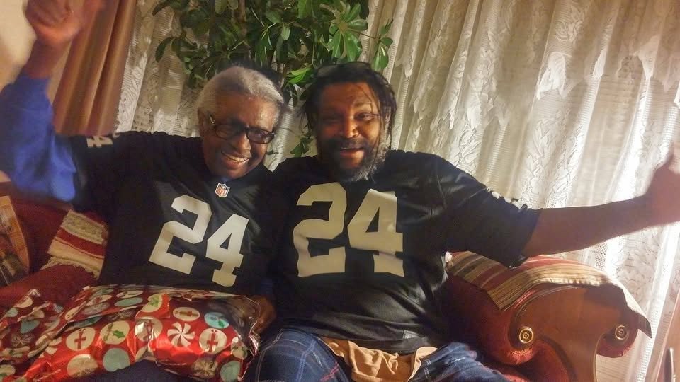 Tucson Musician Spotlight: Amochip Dabney 17 Amochip Dabney with his mother, M. Tina Dabney, in matching jerseys